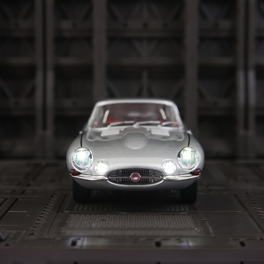 1: 24-calowy model samochodu J – Car Care recenzja i cena